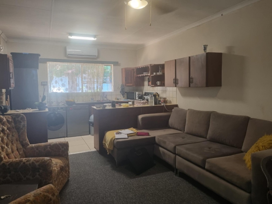 1 Bedroom Property for Sale in Meerhof North West